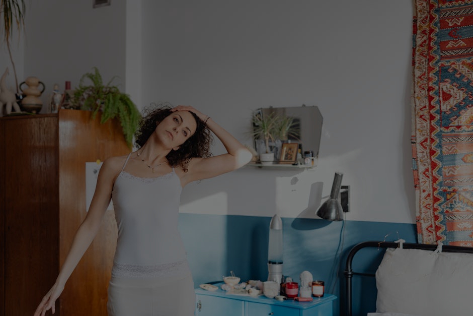 Feng Shui Tips- Choosing the Right Energy Ornaments for a Peaceful Bedroom