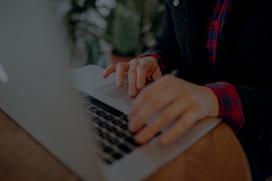 How to Use Feng Shui Ornaments to Enhance Your Home Office Productivity