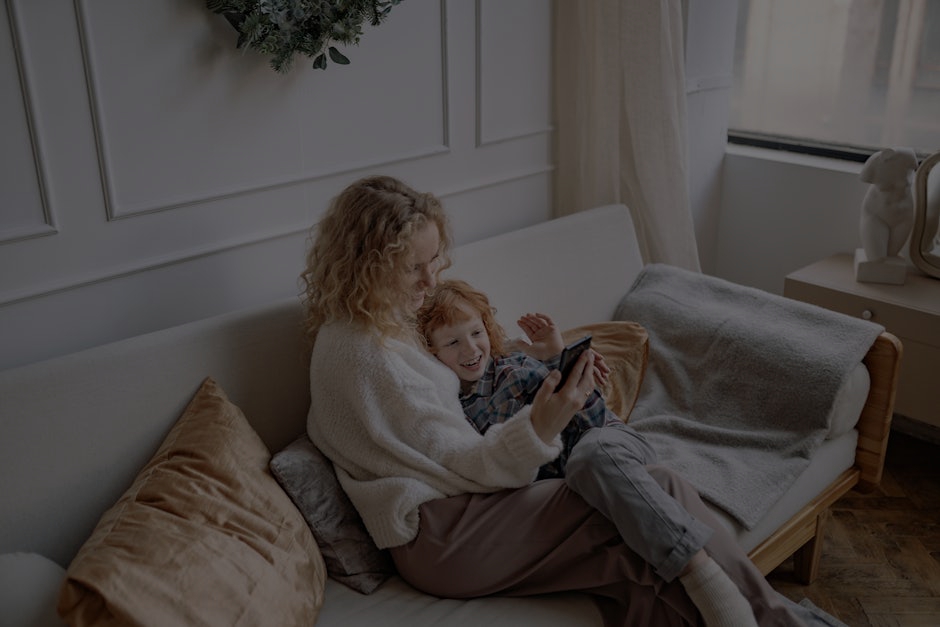 Improve Family Connections- Feng Shui Decor for a Harmonious Home