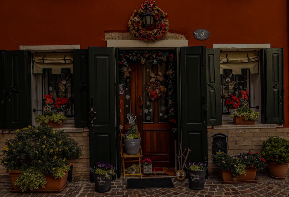 Transform Your Entryway- Feng Shui Ornaments for Welcoming Energy